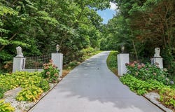 4748 Arcado Road SW, Lilburn, GA 30047