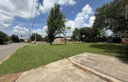 1304 E Highland Street, Shawnee, OK 74801