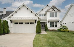 109 Bridgeport Way, Mayfield Heights, OH 44124