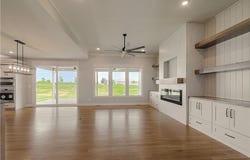 2005 Foxtail Point, Kearney, MO 64060