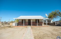 216 E 3rd St, Niland, CA 92257