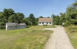 64 Litchfield Road, Bowdoin, ME 04287