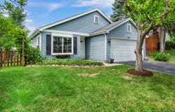 2460 Concord Drive, Woodridge, IL 60517