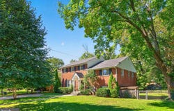 9906 HOLMHURST RD, BETHESDA, MD 20817