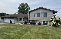 507 W Jefferson Avenue, Patoka, IL 62875