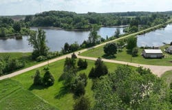 900 Pamawa Drive, Brooklyn, MI 49230