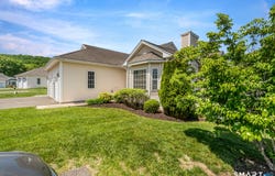 37 September Lane, Beacon Falls, CT 06403