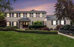 4213 Wentworth Drive, Troy, MI 48098