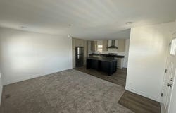725 W Thornton Avenue, Hemet, CA 92543
