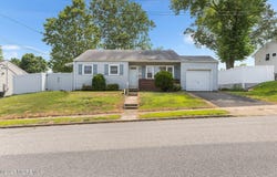 13 Copper Lane, Hazlet, NJ 07730