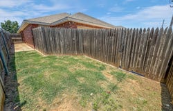 912 N Bangor Avenue, Lubbock, TX 79416