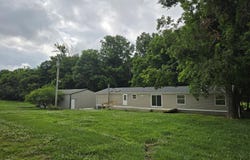2131 Ridge Rd, Shepherdsville, KY 40165
