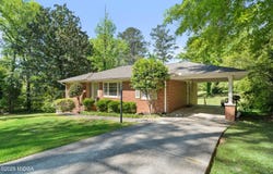 718 Dogwood Circle, Macon, GA 31210