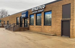 7 S 8Th Street, Clear Lake, IA 50428