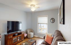 109 S 9th St, CLEAR LAKE, IA 50428
