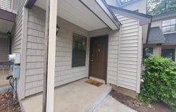603 Woodbridge Commons Way, Iselin, NJ 08830