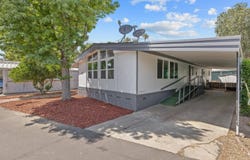 2400 Midvalley Avenue W, Visalia, CA 93277