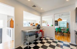 26 Bayview Avenue W, Lindenhurst, NY 11757