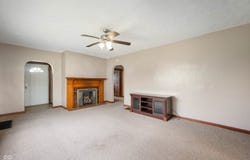 9201 E Jackson Street, Selma, IN 47383