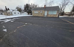 513 W BUTLER Avenue, CHALFONT, PA 18914