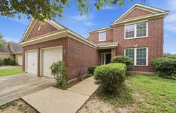 118 Invierno St, Kyle, TX 78640