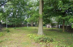 36443 Sunset Drive, Eastlake, OH 44095