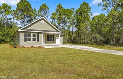 587 Greenmoss Road, Southport, NC 28461