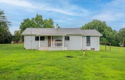 17 Montana Dr, Cana, VA 24317