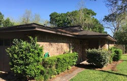 409-411 Hurst Place, Angleton, TX 77515