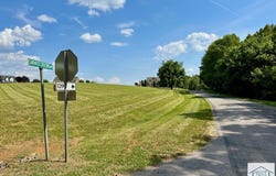 Court View, Martinsville, VA 24112