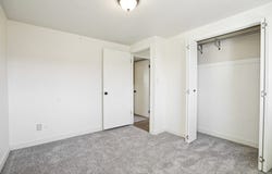 569 E ALOHA Ln, Sandy, UT 84070