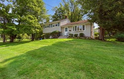 24 Marcia Lane, New City, NY 10956