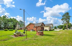 1042 E Broad Street, St Pauls, NC 28384