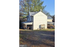 729 CELT Road, STANARDSVILLE, VA 22973