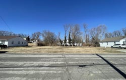 1221 E Jackson Street, Mexico, MO 65265