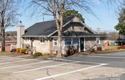588 11th Street NW, Hickory, NC 28601