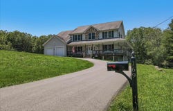 169 Roberts rd, Starlight, PA 18461