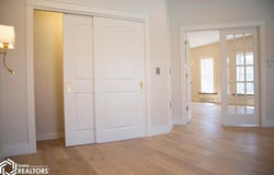 51 E Broadway #205, Fairfield, IA 52556