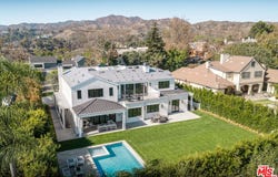 1072 Amalfi Dr, Pacific Palisades, CA 90272