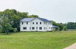 N8321 Knitt Rd, Clintonville, WI 54929