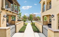 253 Carlow, Irvine, CA 92618