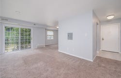 10790 Ravenna Road unit: 302, Twinsburg, OH 44087
