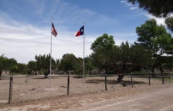 102 S Hackberry Dr, Alpine, TX 79830