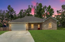 242 E Oxford St., Pontotoc, MS 38863