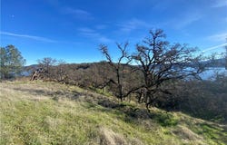 10697 Crestview Drive, Clearlake, CA 95422