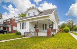 1923 S Izard, Little Rock, AR 72206