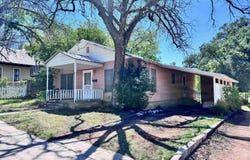 1205 Ford Street, Llano, TX 78643