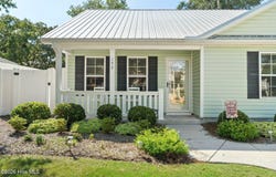 153 NE 19th Street, Oak Island, NC 28465