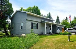 17373 Davis St, Curtis, MI 49820