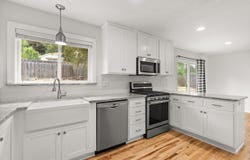 1332 NW Highland Avenue, Grants Pass, OR 97526